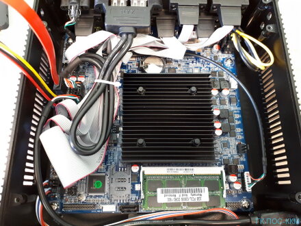 POS-компьютер COMPETITOR, Celeron J1900, 4 Гб RAM, SSD 64Гб
